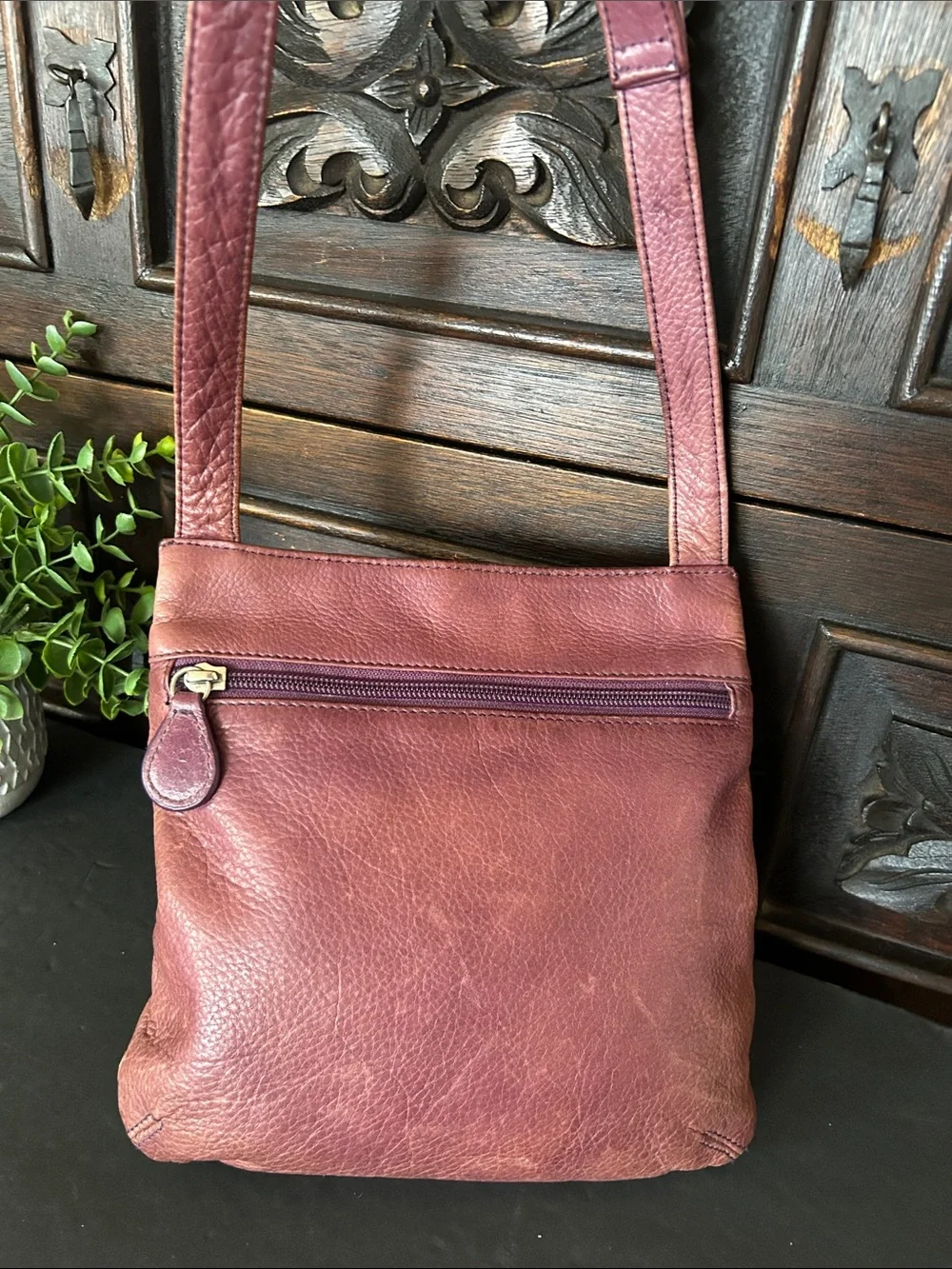 Compact Mauve Pink Leather Crossbody Bag with Front Flap